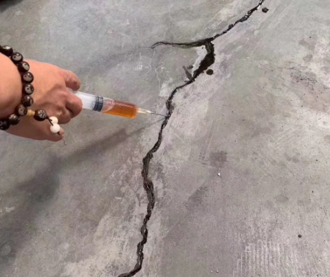 温宿混凝土裂缝修补技术详解​